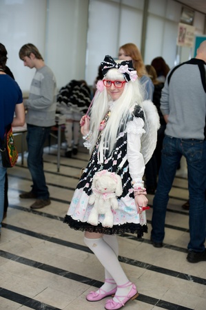 On November 20 and 21, the second Festival of Japanese pop culture will be held in the 35 mm movie theater in Moscow. The Festival program includes screening of animes, contemporary Japanese music, youth fashion, hi-tech and even PC games.のeditorial素材