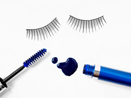False eyelash mascara and make-up brush
