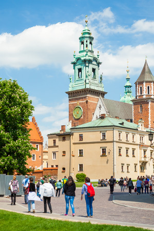 KRAKOW, POLAND - JUNE 08, 2016: Tourists visiting Wawel Royal Castle and Cathedral in Krakow, Poland - June 08, 2016のeditorial素材