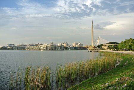 Millennium Monument or Monumen Alaf Baru is a national monument in Putrajaya, Malaysia which is analogous to the Washington Monument in Washington DC, USA. It was the second national monument to be built in Putrajaya after Putrajaya Landmark.のeditorial素材
