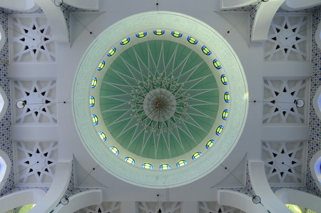 Inside main dome of Sultan Ahmad 1 Mosque. The mosque was located at Kuantan, Pahang. It was the state mosque of Pahang, Malaysia.のeditorial素材