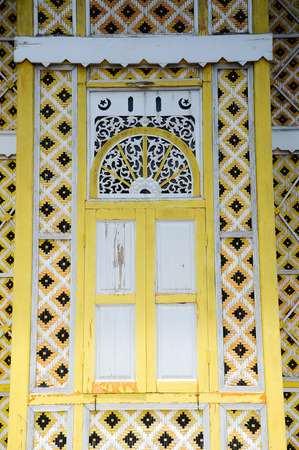 Window detail at Masjid Ihsaniah Iskandariah at Kuala Kangsarのeditorial素材