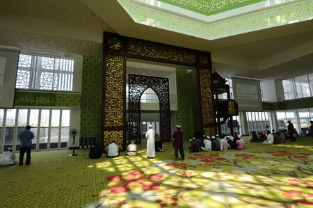 Main prayer hall of The Cyberjaya Mosque, the first Green Platinum Certificate Mosque built in Malaysia. It was built in Cyberjaya, Sepang, Malaysia with capacity 8500 people in one time.のeditorial素材