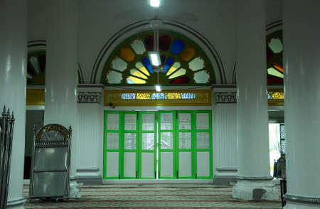 Traditional door of The Abidin Mosque in Kuala Terengganu, Malaysia. It was Terengganu old state royal mosque built by Sultan Zainal Abidin II between 1793 and 1808. The mosque, which is also known as the White Mosque or the Big Mosque.のeditorial素材