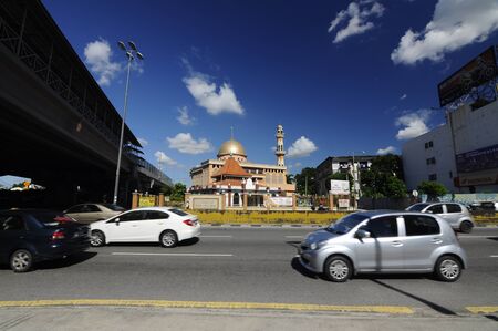 KUALA LUMPUR, MALAYSIA  JANUARY, 2015: The old mosque of Masjid Jamiul Ehsan at Setapak Kuala Lumpur, Malaysia The mosque was built on 1933 and now put under conservation by Malaysian Government.のeditorial素材