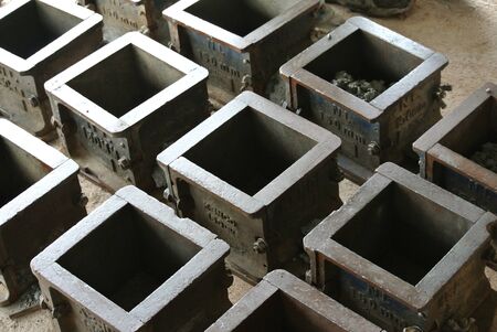 MALACCA, MALAYSIA  SEPTEMBER 28, 2015: Cube test. Mould of concrete for checking of concrete quality work or compression tests. Cube shape type.のeditorial素材