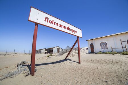 Abandoned building in the ghost town of Kolmanskop, near Luderitz, Namibiaのeditorial素材