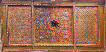 Ceiling of the Tosh Hovli Palace, in the fortress Ichon-Qala, the old town of Khiva, in Uzbekistan.のeditorial素材