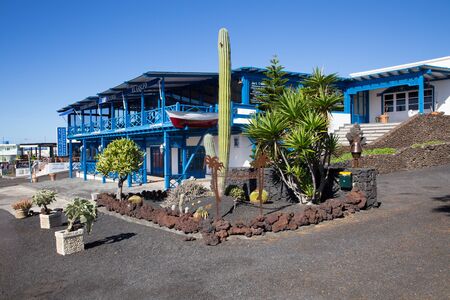 LANZAROTE, SPAIN - NOVEMBER 28, 2016:  view of El Golfo, near the green lagoon, in Lanzarote, Canary Islands, Spainのeditorial素材
