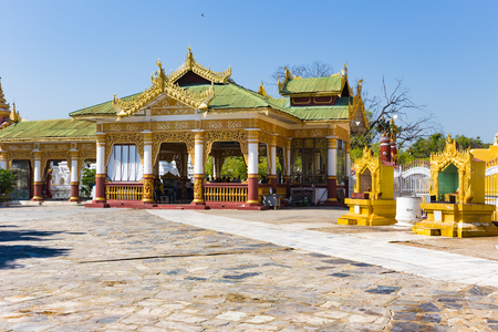 MANDALAY, MYANMAR - NOVEMBER 24, 2014: Kuthodaw Pagoda in Mandalay, Myanmarのeditorial素材