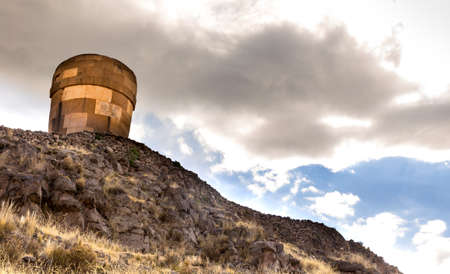 Burial Towers (Chullpas) at the archaelogical Site of Sillustani on the shores of Lake Umayo near Puno, in Peruの写真素材
