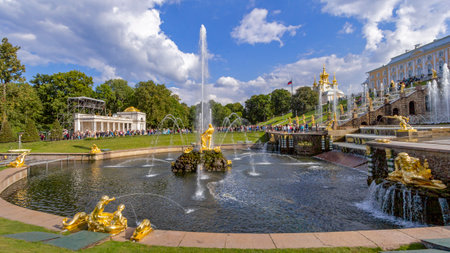 Grand Cascade fountain, Peterhof, St Petersburg, Russiaのeditorial素材