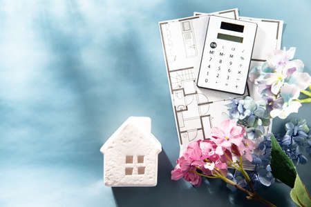 Images of moving, floor plans, real estate and houses. Hydrangea and rainy season.