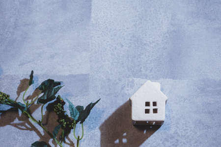 Home and Leaves. Images of home, family, home, etc. Copy space available.の写真素材