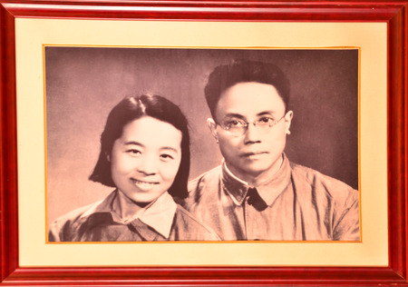 Ai siqi and his wifeのeditorial素材