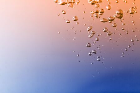 Photo of air bubbles in the water