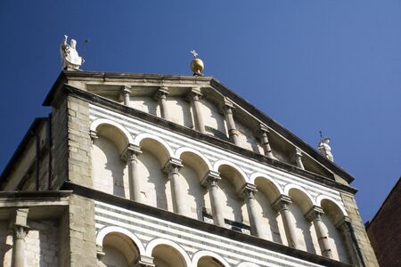 Renaissance church in Tuscanyの写真素材