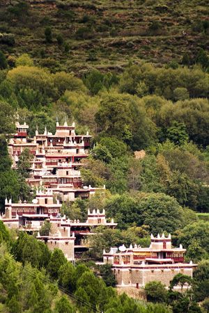 tibetan houses on the mountains of sichuanのeditorial素材