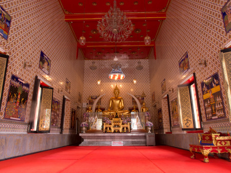 The principle buddha image at wat dam samrong templeのeditorial素材