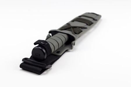 military combat knife diagonal rear view ka-bar