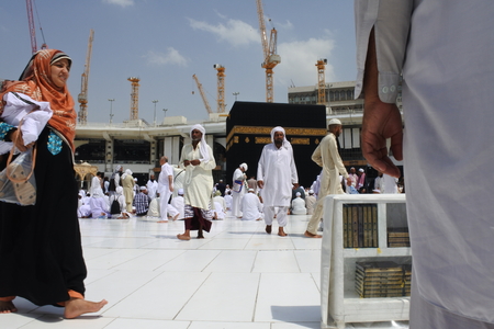 arounding Masjid Al-Haram and the street photo in saudi arabiaのeditorial素材