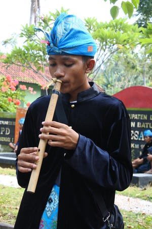 Lombok, September 24, 2017: gendang beleq of sasak lombok street performance at art festival in Mataramのeditorial素材