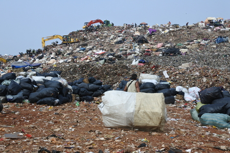 the biggest garbage dump in Indonesia, Bantar Gebang, Bekasi, Indonesiaのeditorial素材