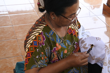 the process of making batik typical of blora, Cepu, central Java, Indonesiaのeditorial素材