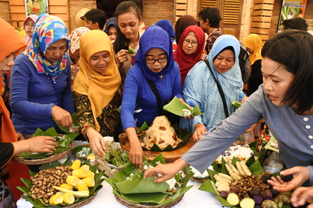 Â the visitors at the Blora food exhibition, Central Java, Indonesia, April 11, 2019のeditorial素材