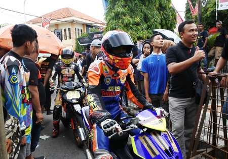 the atmosphere of the road race drivers in Blora, Central Javaのeditorial素材