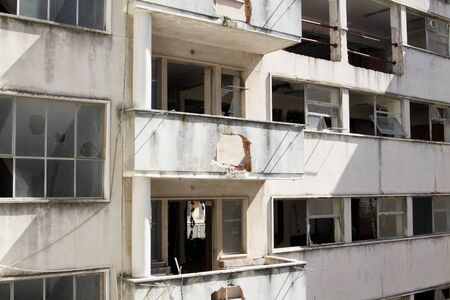 Building in ruins after some years of burocracy in Lisbon City center May 2012のeditorial素材