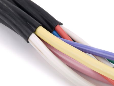 Insulated power  cable for a serve to electric power
