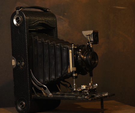 Kodak pocket camera model C. 1900-1930