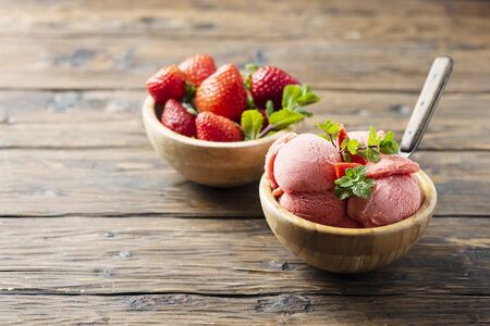 Summer ice cream with strawerry and mint, selective focusの写真素材