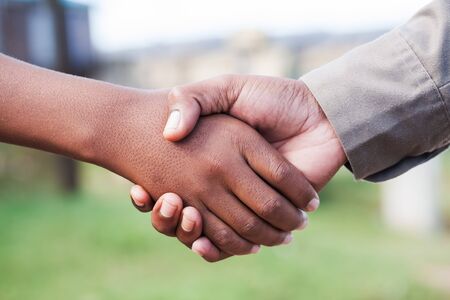 These two men agree on a business transaction の写真素材