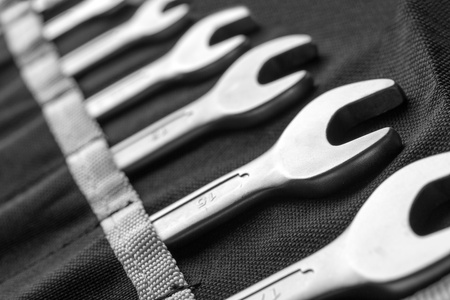 Set of open end wrenches