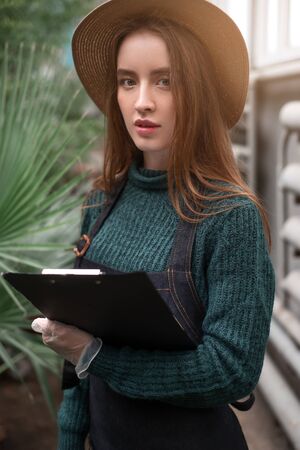 Florist in botanical garden.の写真素材