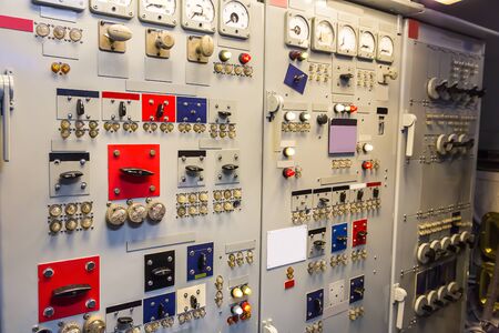 Military ship electricity gauge