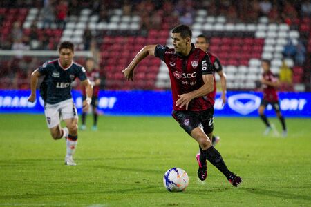 NONTHABURI,THAILAND-SEPTEMBER 23: Cleiton Silva(No.23) Players of SCG Muangthong United in action between the game MTUTD and Chaing Rai UTD in Chang FA Cup 2015 at SCG Stadium on Sep 23, 2015のeditorial素材
