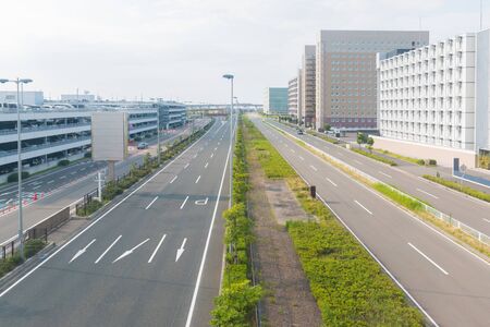 Empty urban road with a lot of car in car park, aerial view.のeditorial素材