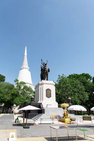 Suphanburi, Thailand - October 5, 2021 : The royal monument of King Naresuan the Great or Don Chedi Monument in Don Chedi District, Suphanburiのeditorial素材