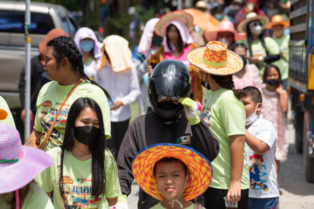 Suphanburi, Thailand - June 11, 2022 : Ordination ceremony in buddhist Thai monk ritual for change man to monk in ordination ceremony in buddhist in Thailandのeditorial素材