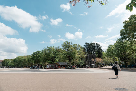 TOKYO, JAPAN - APRIL 8, 2023: People walking in Ueno park during springtime in Aprilのeditorial素材