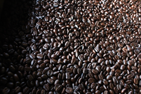 Roasted coffee beans