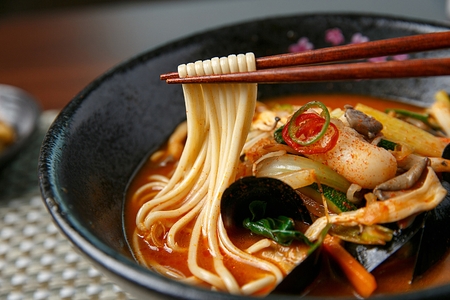 jjamppong, Chinese-style noodles with vegetables and seafood, chaomamianの写真素材