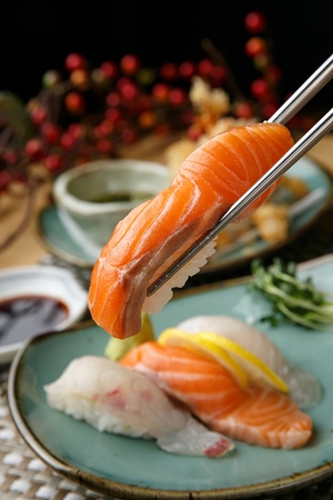salmon sushiの写真素材