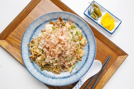 stir-fried seafood udonの写真素材