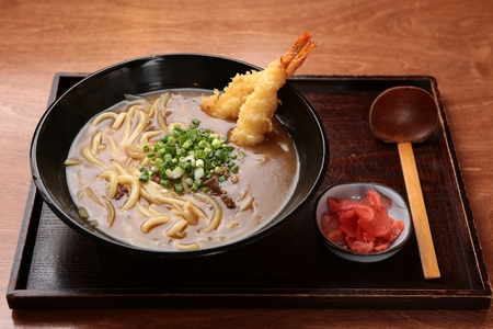 Curry Udon deep-fried shrimpの写真素材
