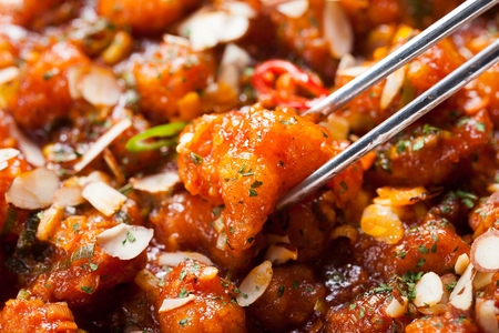 deep-fried shrimp in spicy sauceの写真素材