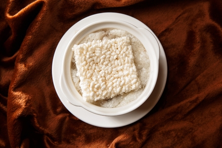 Crispy rice crust crab meat soup